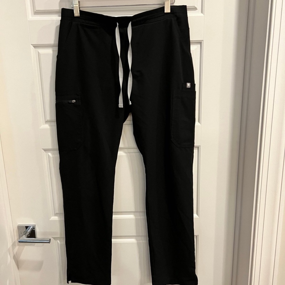 FIGS Yola Skinny Scrub Pants in Black Size Medium Women
